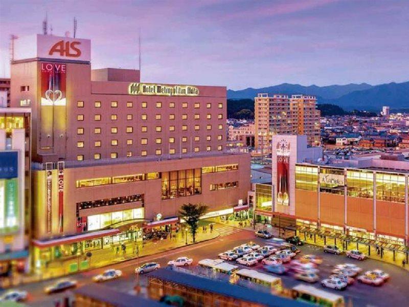Hotel Metropolitan Акіта Екстер'єр фото