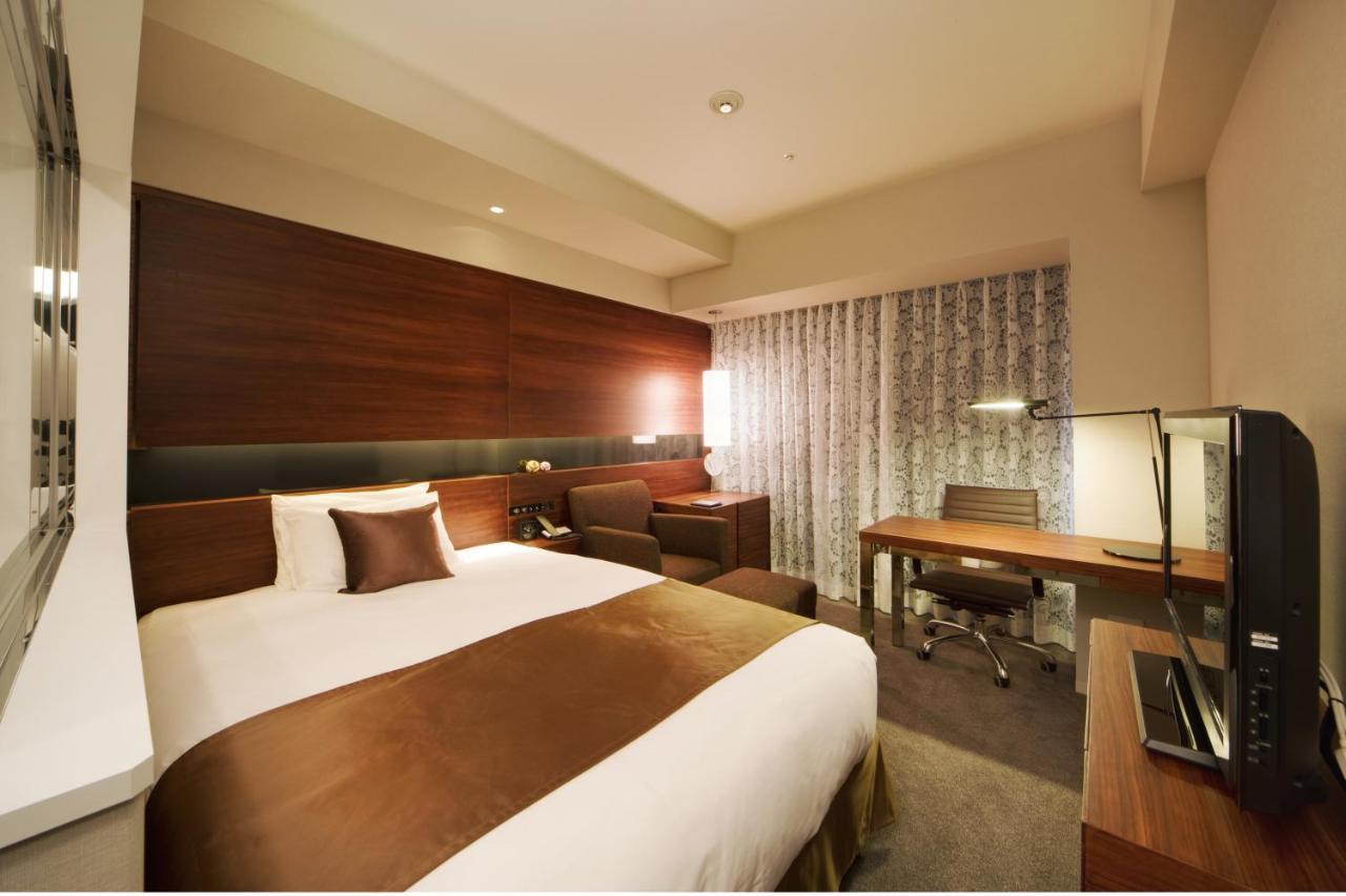 Hotel Metropolitan Акіта Екстер'єр фото