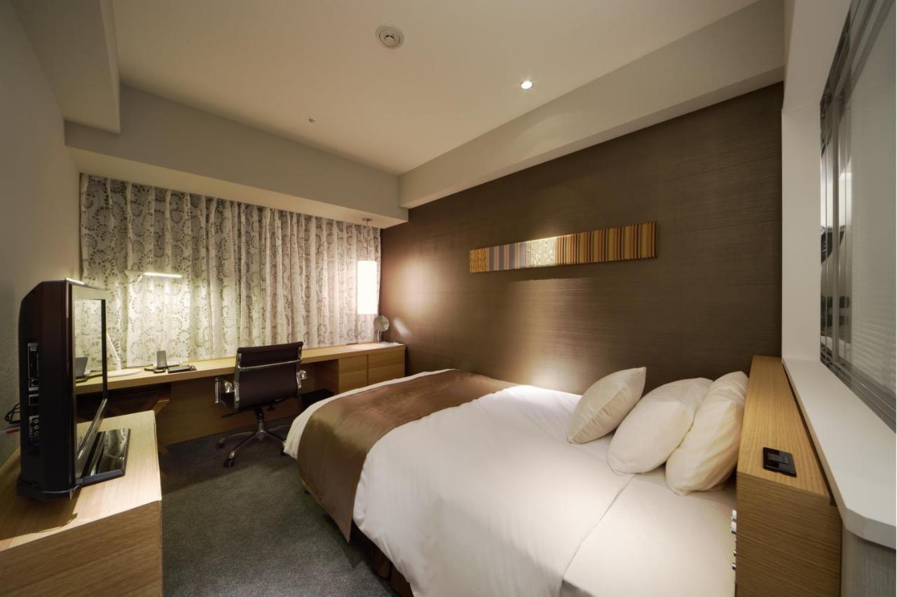 Hotel Metropolitan Акіта Екстер'єр фото