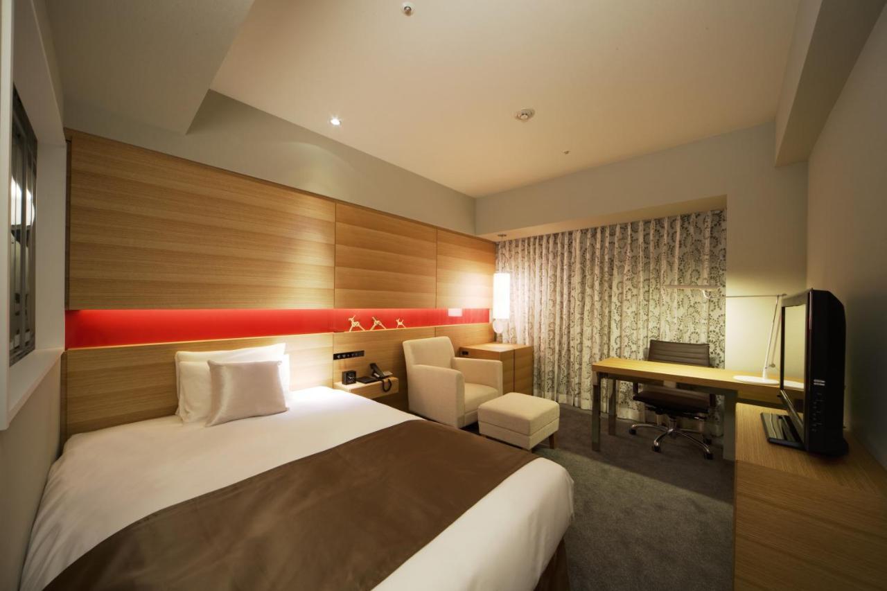 Hotel Metropolitan Акіта Екстер'єр фото