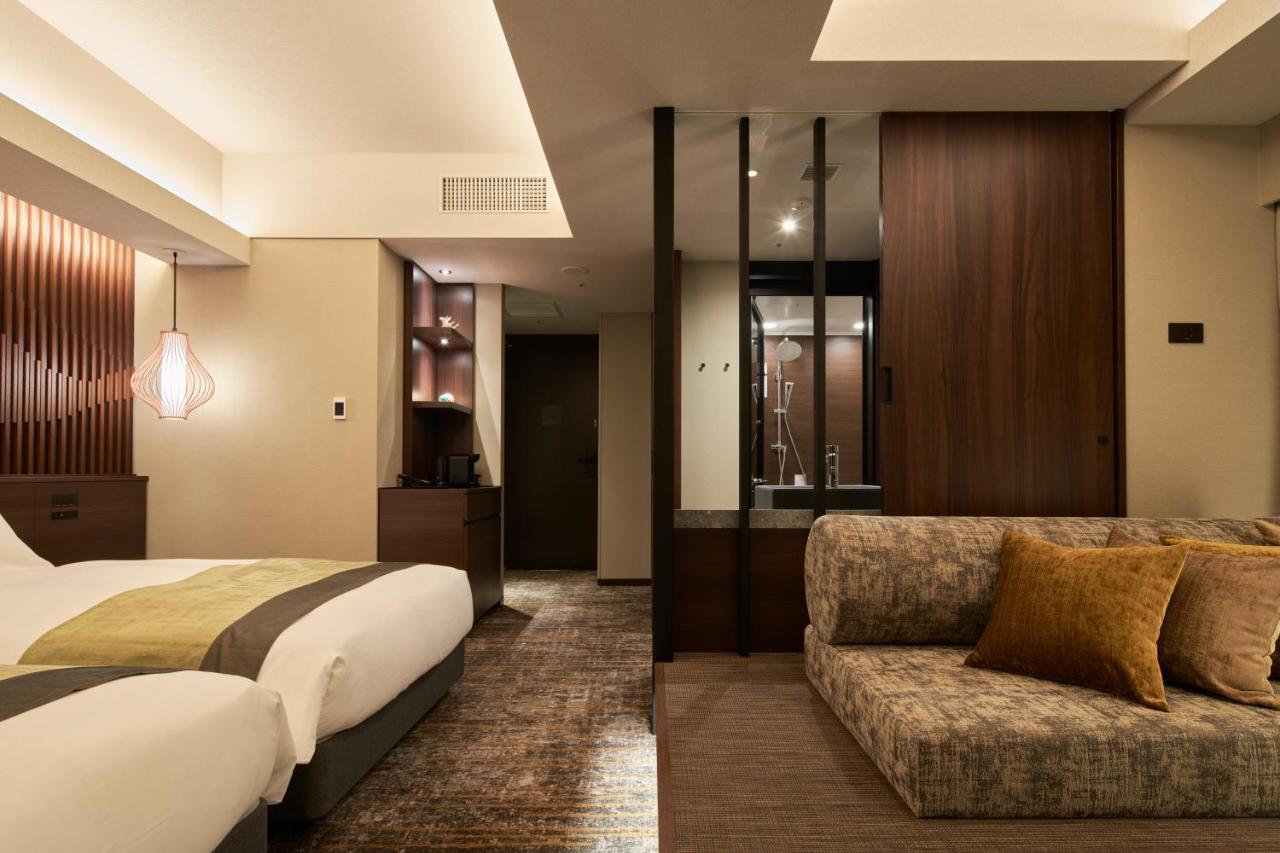 Hotel Metropolitan Акіта Екстер'єр фото