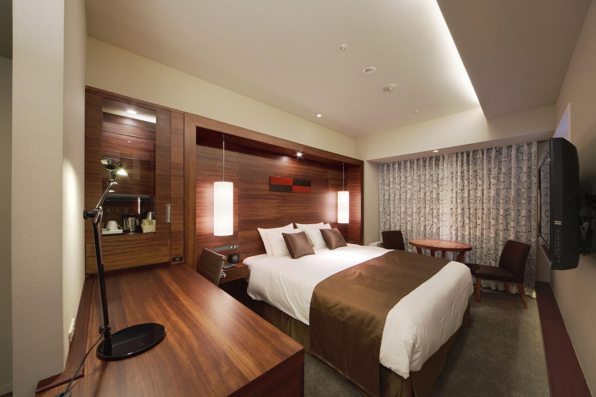Hotel Metropolitan Акіта Екстер'єр фото