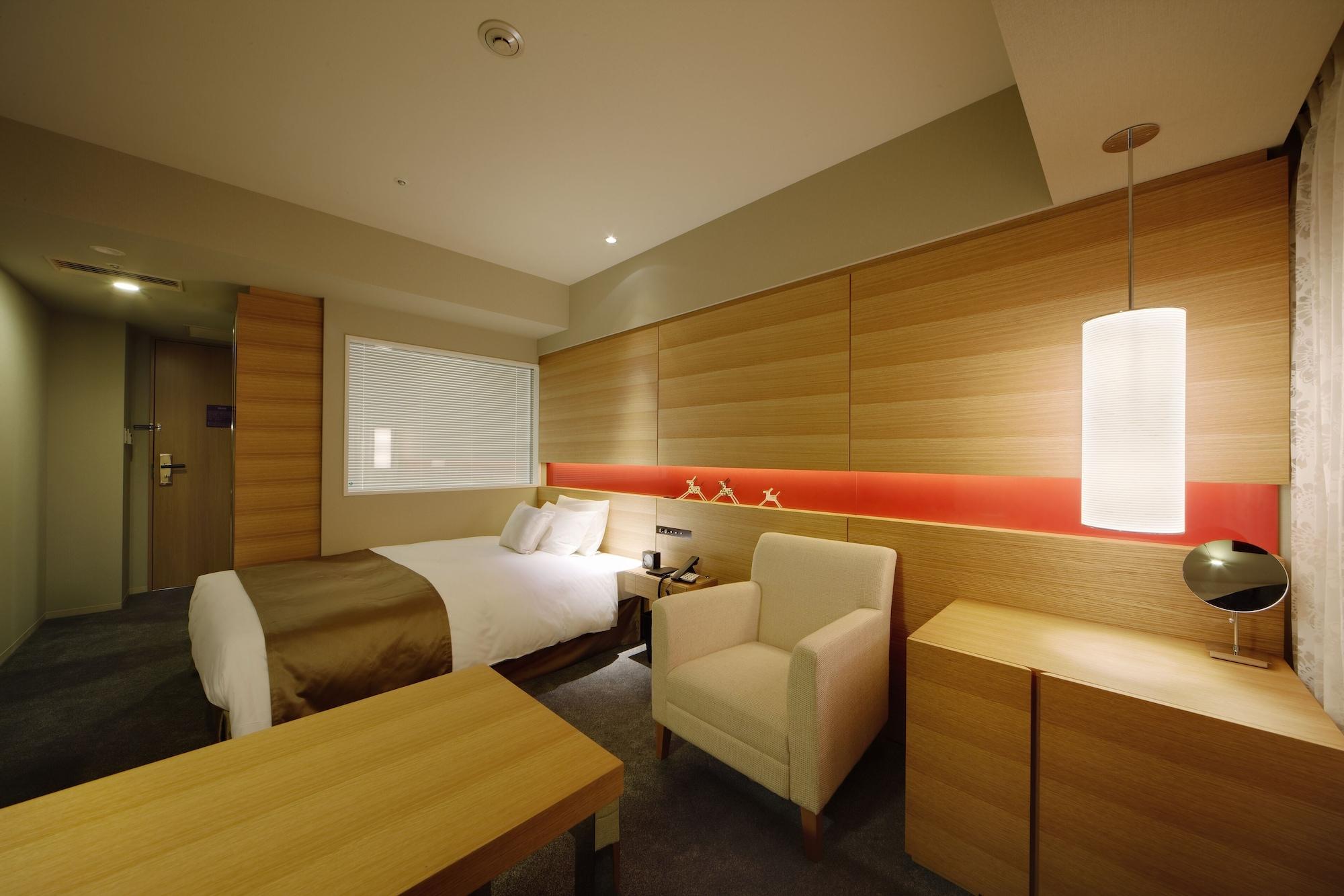 Hotel Metropolitan Акіта Екстер'єр фото